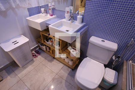 Casa à venda com 165m², 3 quartos e 2 vagasBanheiro da Suíte 1