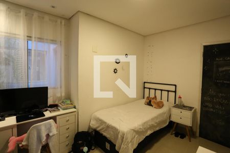 Casa à venda com 165m², 3 quartos e 2 vagasSuíte 2