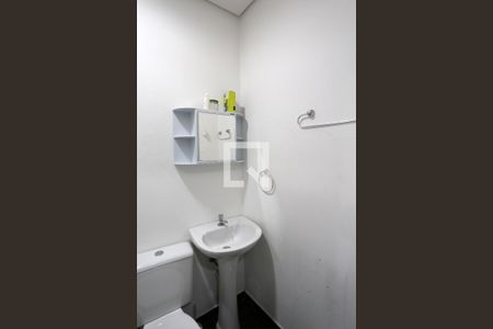 Casa à venda com 165m², 3 quartos e 2 vagasBanheiro