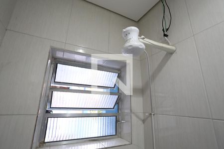 Casa à venda com 165m², 3 quartos e 2 vagasBanheiro