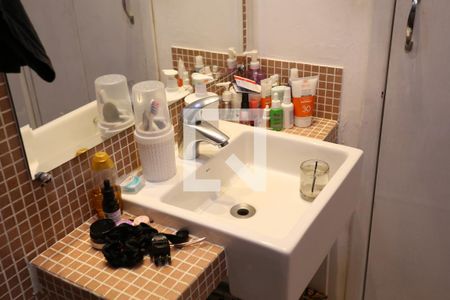 Casa à venda com 165m², 3 quartos e 2 vagasBanheiro da Suíte 2