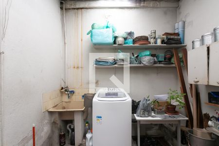 Casa à venda com 283m², 5 quartos e 2 vagasLavanderia