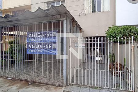 Casa à venda com 283m², 5 quartos e 2 vagasFachada