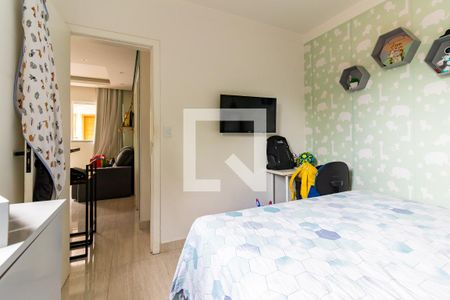 Quarto 1 de apartamento para alugar com 2 quartos, 42m² em Vila Carmosina, São Paulo