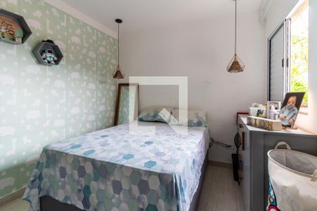 Quarto 1 de apartamento para alugar com 2 quartos, 42m² em Vila Carmosina, São Paulo