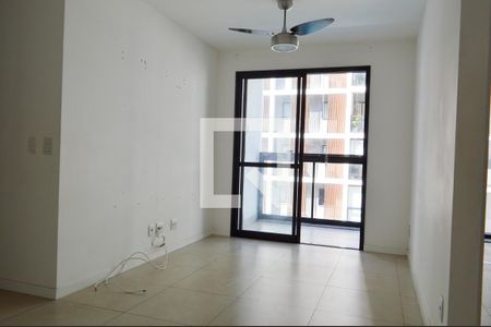 Sala  de apartamento à venda com 2 quartos, 66m² em Jacarepaguá, Rio de Janeiro