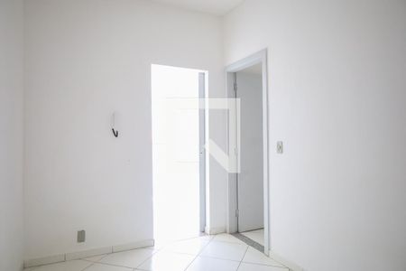 Sala de apartamento para alugar com 2 quartos, 50m² em Caiçaras, Belo Horizonte