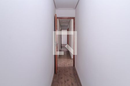 Corredor de casa para alugar com 3 quartos, 240m² em Vila Tolstoi, São Paulo