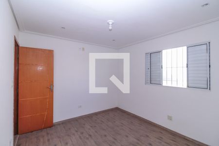 Quarto 1 de casa para alugar com 3 quartos, 240m² em Vila Tolstoi, São Paulo