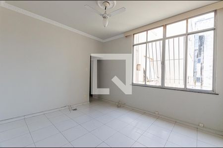 Apartamento à venda com 101m², 3 quartos e sem vaga Apartamento à venda com 101m², 3 quartos e sem vagaSala