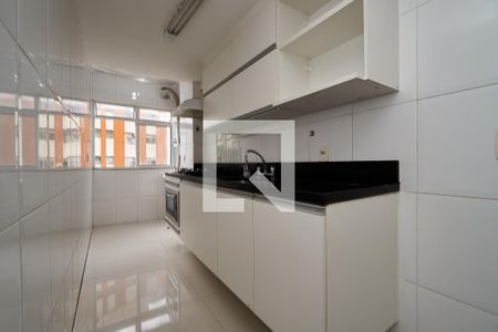 Apartamento à venda com 74m², 2 quartos e 2 vagasCozinha