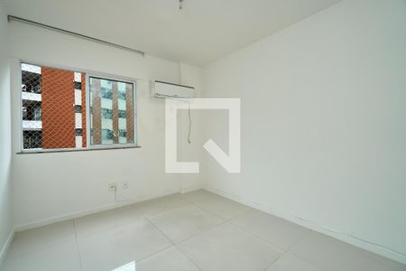 Apartamento à venda com 74m², 2 quartos e 2 vagasQuarto 2