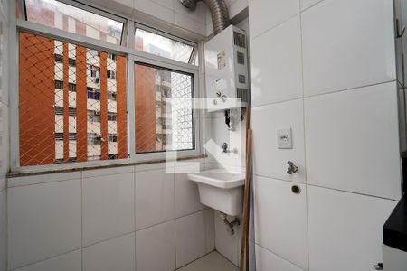 Apartamento à venda com 74m², 2 quartos e 2 vagasÁrea de Serviço