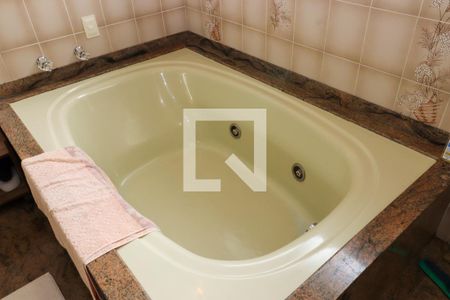 Casa à venda com 332m², 3 quartos e 4 vagasBanheiro da Suíte 3