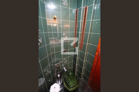 Casa à venda com 332m², 3 quartos e 4 vagasLavabo