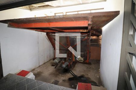 Casa à venda com 332m², 3 quartos e 4 vagasGaragem