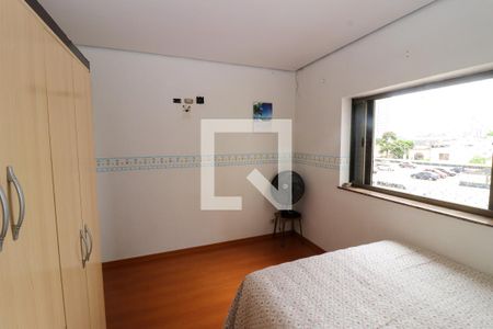 Casa à venda com 332m², 3 quartos e 4 vagasQuarto 2 - Suíte