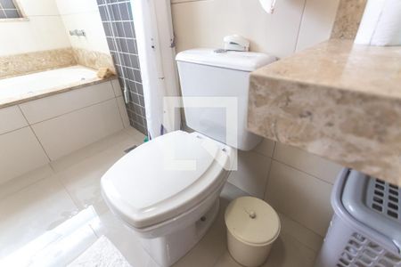 Casa à venda com 167m², 3 quartos e 4 vagas Casa à venda com 167m², 3 quartos e 4 vagasBanheiro suíte 3