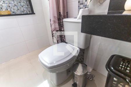 Casa à venda com 167m², 3 quartos e 4 vagas Casa à venda com 167m², 3 quartos e 4 vagasBanheiro suíte 1