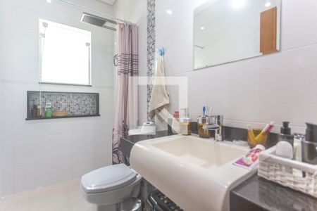 Casa à venda com 167m², 3 quartos e 4 vagas Casa à venda com 167m², 3 quartos e 4 vagasBanheiro suíte 1