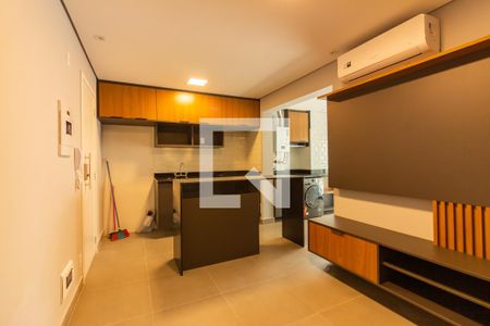 Sala  de apartamento à venda com 1 quarto, 54m² em Centro, Osasco