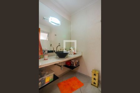 Lavabo de casa para alugar com 3 quartos, 305m² em Jardim Monte Kemel, São Paulo