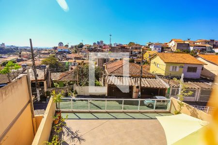 Casa à venda com 305m², 3 quartos e 6 vagas Casa à venda com 305m², 3 quartos e 6 vagasQuarto 2 - Vista