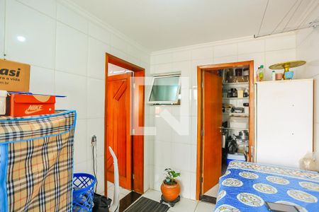 Casa à venda com 305m², 3 quartos e 6 vagas Casa à venda com 305m², 3 quartos e 6 vagasÁrea de Serviço