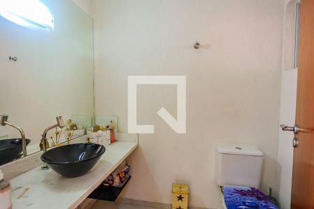 Lavabo de casa para alugar com 3 quartos, 305m² em Jardim Monte Kemel, São Paulo