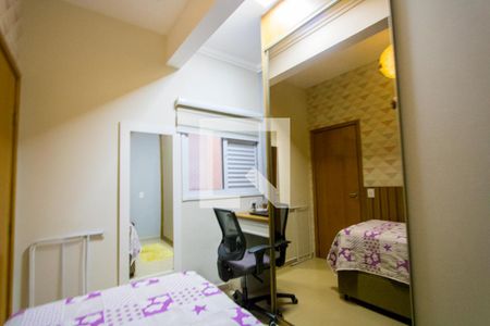 Apartamento à venda com 180m², 3 quartos e 3 vagas Apartamento à venda com 180m², 3 quartos e 3 vagasQuarto 2