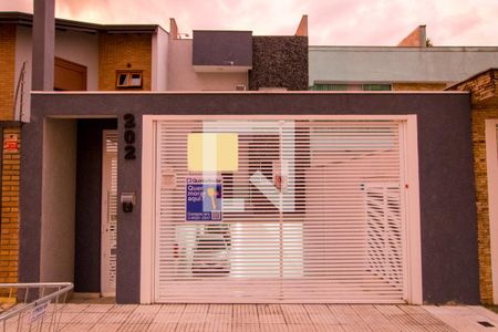 Apartamento à venda com 180m², 3 quartos e 3 vagas Apartamento à venda com 180m², 3 quartos e 3 vagasFachada