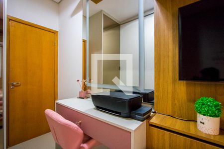 Apartamento à venda com 180m², 3 quartos e 3 vagas Apartamento à venda com 180m², 3 quartos e 3 vagasQuarto 3