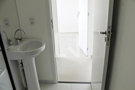 Apartamento para alugar com 38m², 2 quartos e sem vagaBanheiro