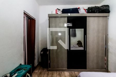 Casa à venda com 250m², 4 quartos e 3 vagasQuarto 1 - Casa 2