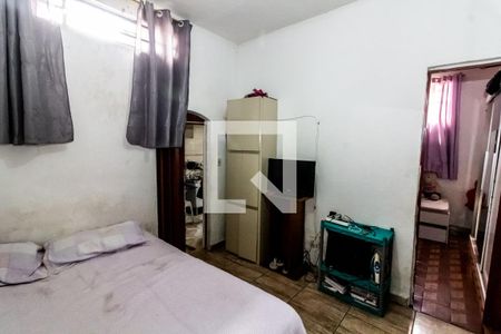 Casa à venda com 250m², 4 quartos e 3 vagasQuarto 1 - Casa 2