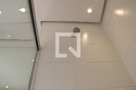 Apartamento à venda com 84m², 2 quartos e 1 vagaBanheiro Superior detalhe