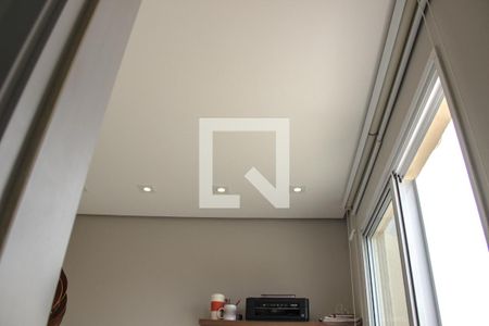 Apartamento à venda com 84m², 2 quartos e 1 vagaEscritório detalhe