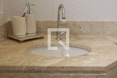 Apartamento à venda com 84m², 2 quartos e 1 vagaBanheiro Superior detalhe