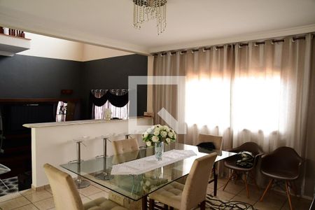 Sala de casa de condomínio para alugar com 4 quartos, 379m² em Parque Paulistano, Cotia