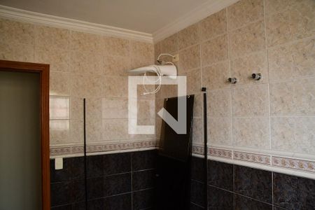 Casa de condomínio para alugar com 379m², 4 quartos e 4 vagasBanheiro Social