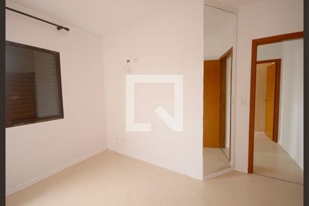 Quarto 2 de casa para alugar com 2 quartos, 70m² em Vila Nair, São Paulo