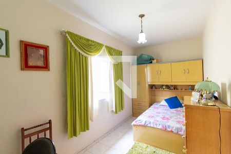 Casa à venda com 240m², 3 quartos e 2 vagasQuarto Suíte 2