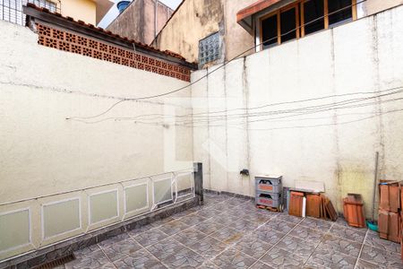 Casa à venda com 240m², 3 quartos e 2 vagasQuintal