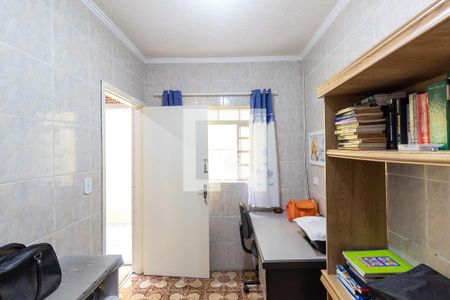 Casa à venda com 240m², 3 quartos e 2 vagasEscritório