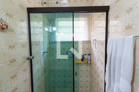 Casa à venda com 240m², 3 quartos e 2 vagasBanheiro da Suíte 2