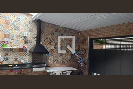 Casa à venda com 2 quartos, 120m² em Vila Carrao, São Paulo