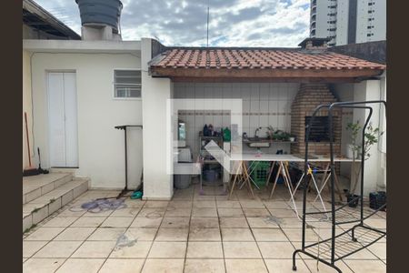 Casa à venda com 216m², 3 quartos e 2 vagas