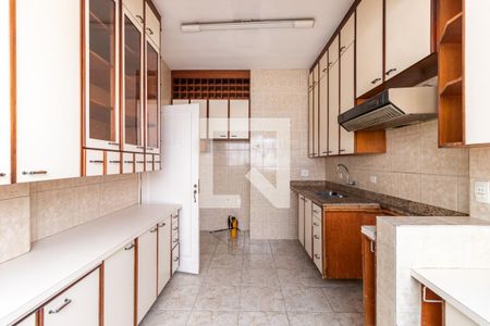 Casa à venda com 293m², 3 quartos e 3 vagas