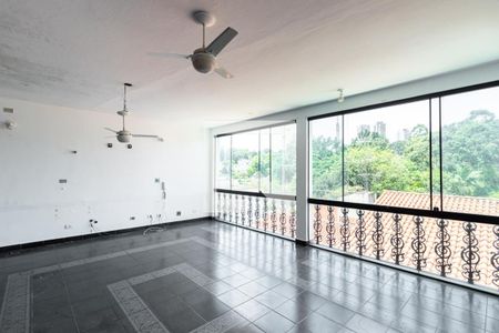 Casa à venda com 293m², 3 quartos e 3 vagas