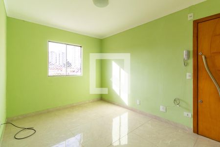 Sala de apartamento à venda com 2 quartos, 54m² em Vila Zamataro, Guarulhos
